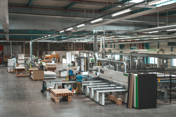 ATELIER D’USINAGE BOIS À COMMANDE NUMÉRIQUE – Image 8