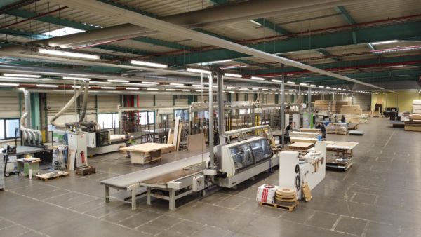 ATELIER D’USINAGE BOIS À COMMANDE NUMÉRIQUE – Image 5